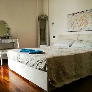 100 Viale Italia Appartamento La Spezia